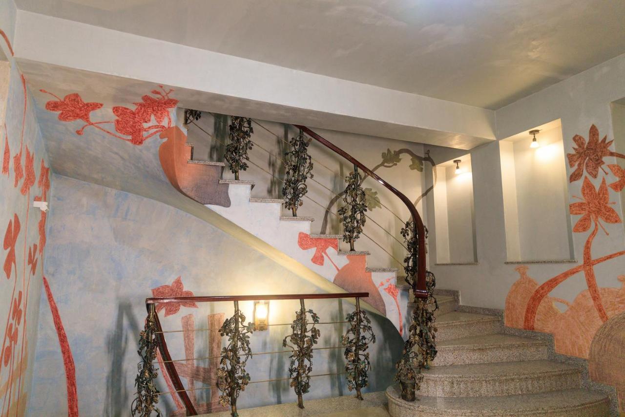 Hotel Wine Palace Tbilisi Ngoại thất bức ảnh