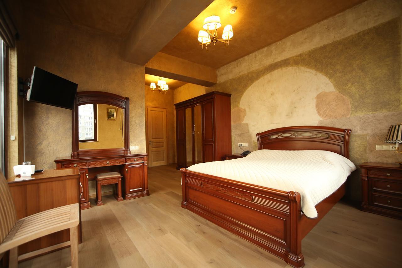 Hotel Wine Palace Tbilisi Ngoại thất bức ảnh